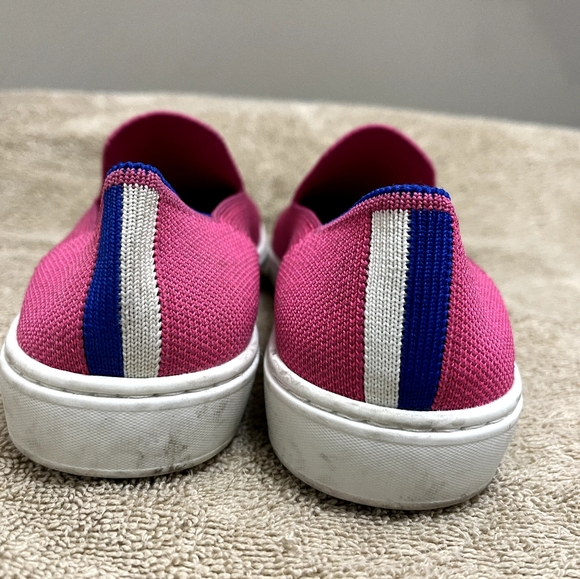 Rothy kids size 3 pink  🫧 gum 💗 Runs small. We recommend going a whole size up - Picture 8 of 9